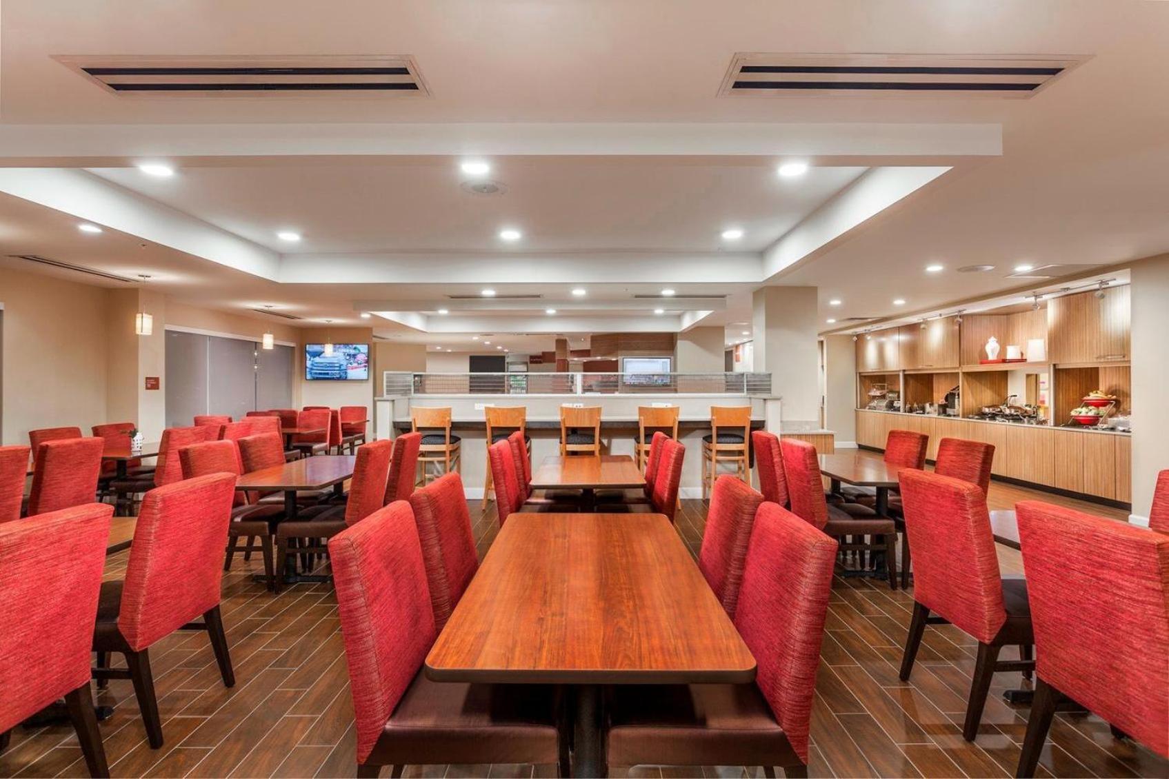 Towneplace Suites By Marriott Orlando Altamonte Springs/Maitland Екстериор снимка