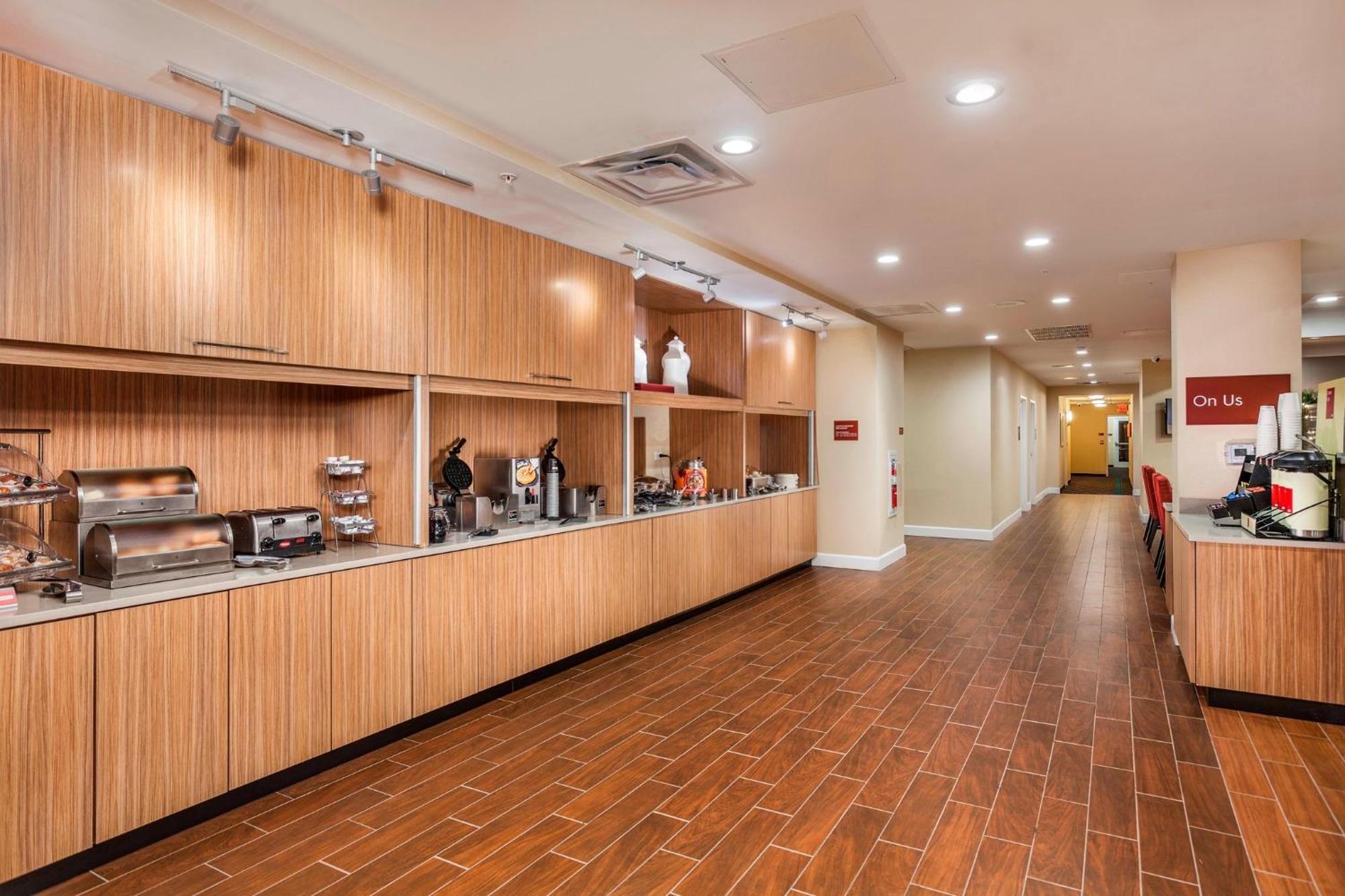 Towneplace Suites By Marriott Orlando Altamonte Springs/Maitland Екстериор снимка